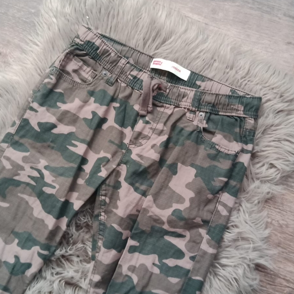 Levi's joggers - Picture 3 of 8